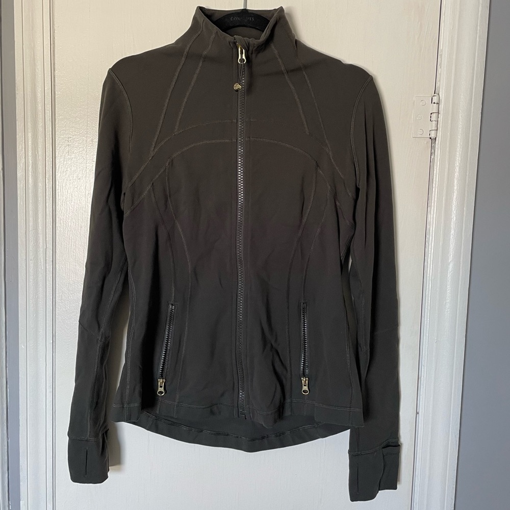 Lululemon athletic zip up size 10